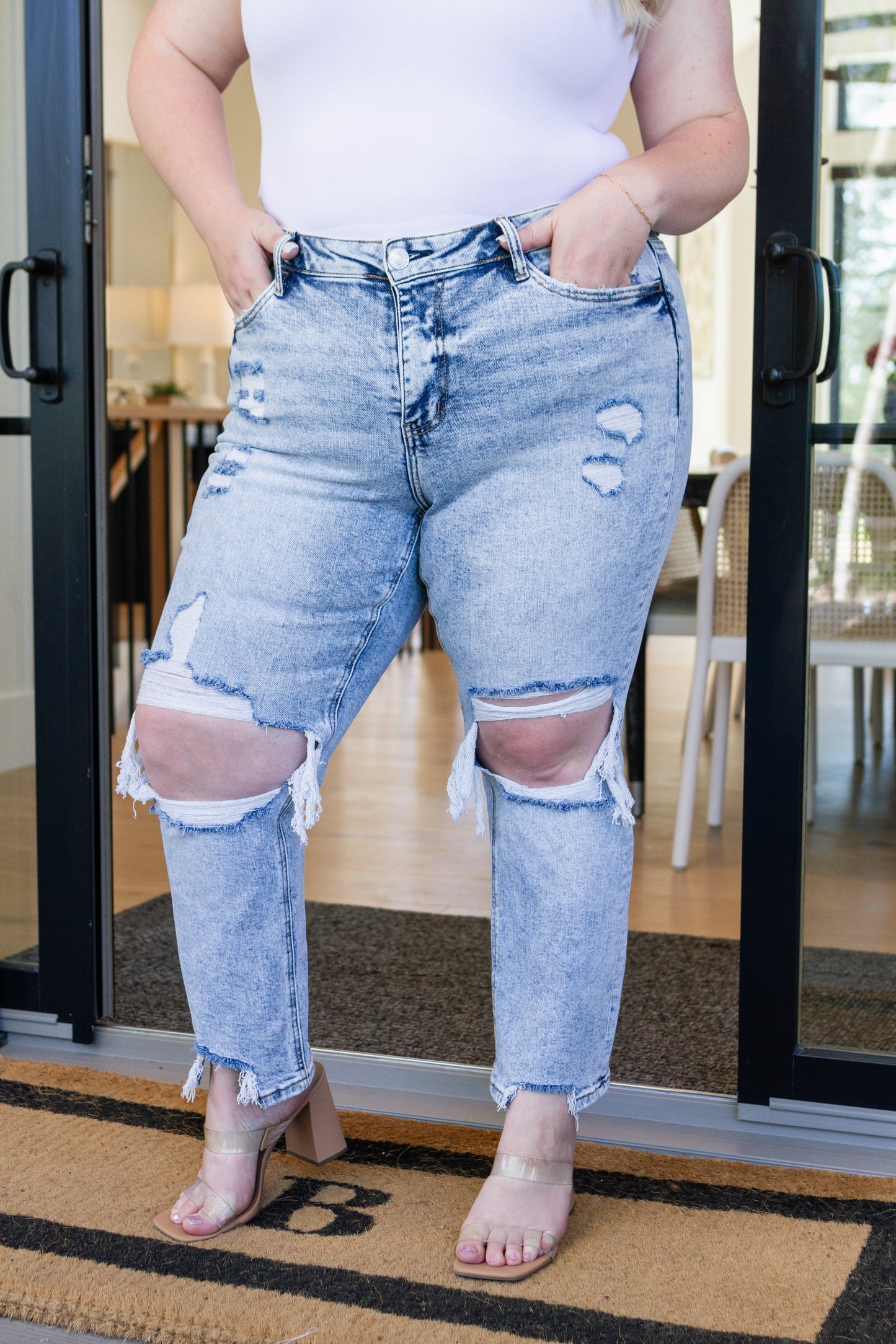 Judy Blue Rizzo Crop Straight Jeans