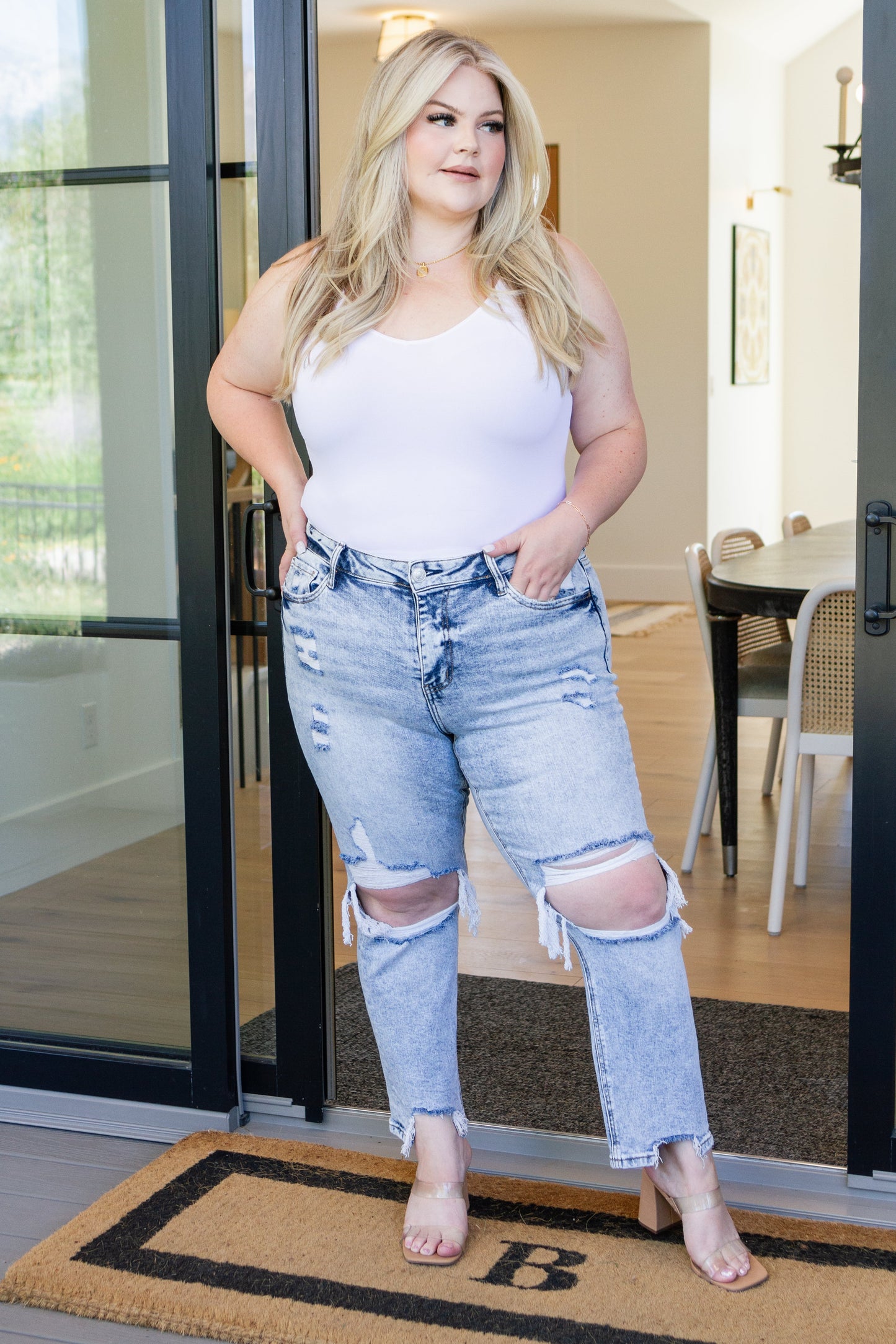Judy Blue Rizzo Crop Straight Jeans