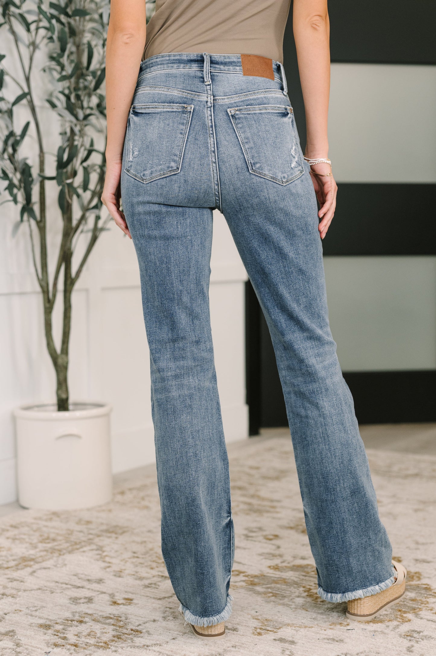 Judy Blue Robin Bootcut with Fray Hem