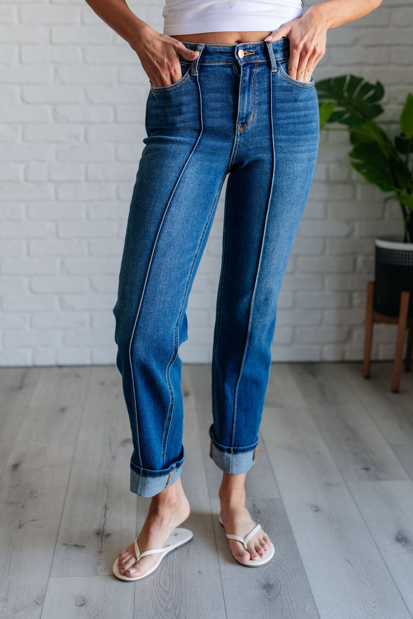 Judy Blue Campbell Center Seam Detail Straight Jeans