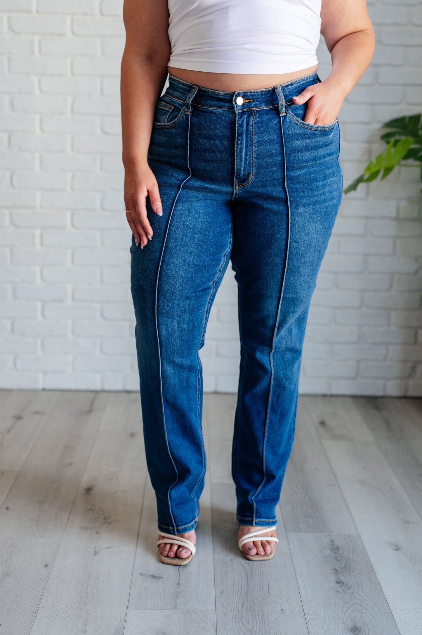 Judy Blue Campbell Center Seam Detail Straight Jeans