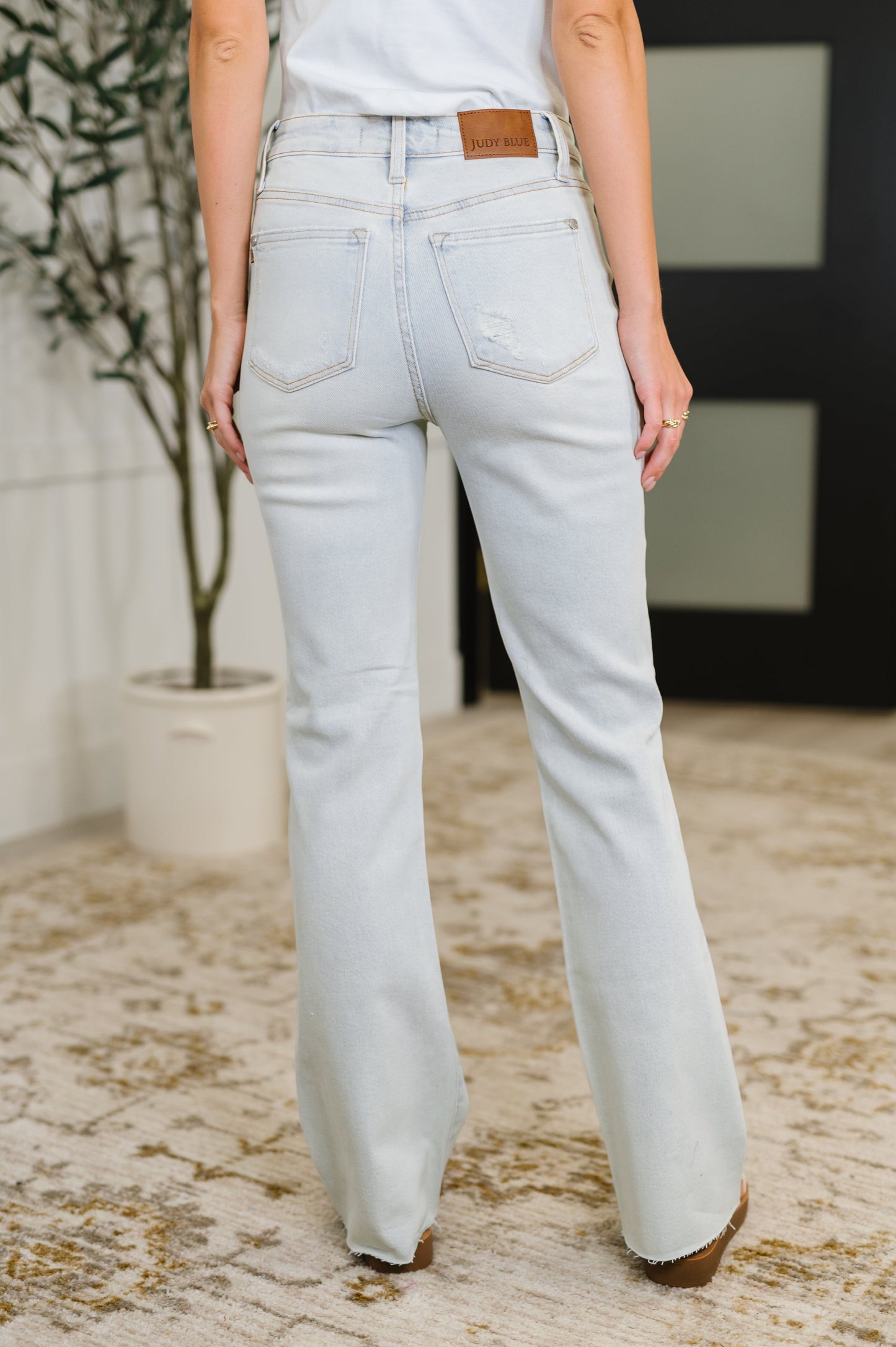 Judy Blue Alyse Mid Rise Fray Hem Bootcut