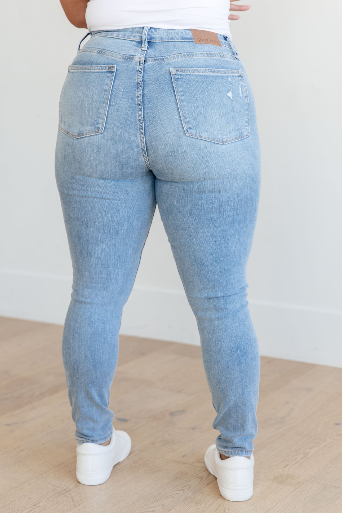Judy Blue Eloise Mid Rise Distressed Skinny Jeans