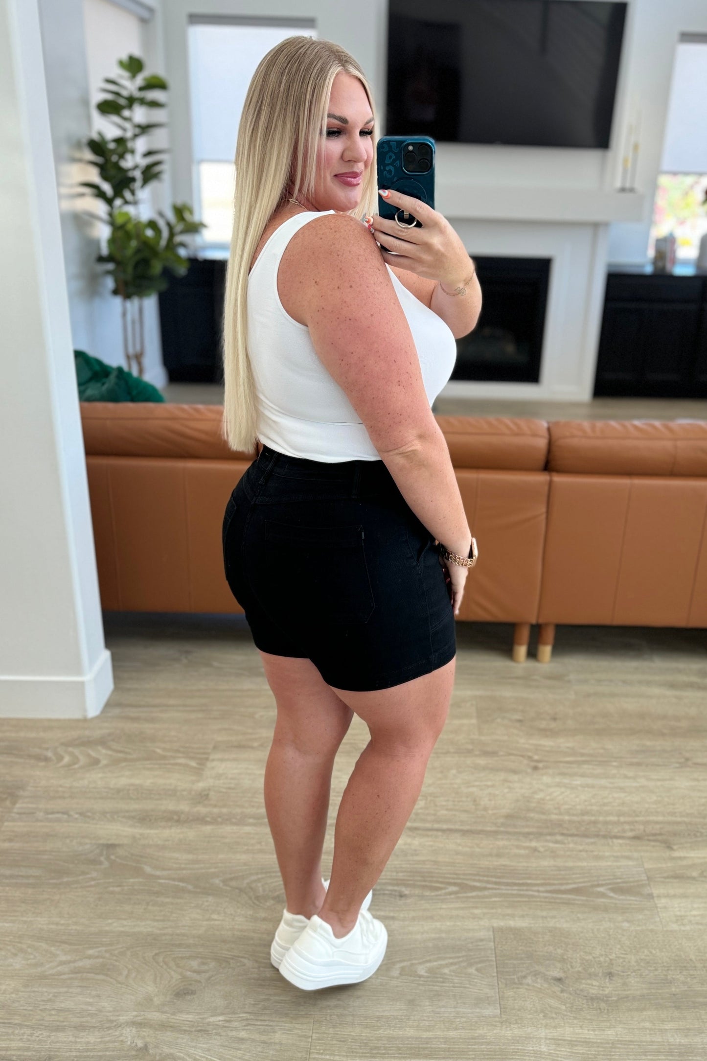 Judy Blue Reagan Button Fly Trouser Shorts