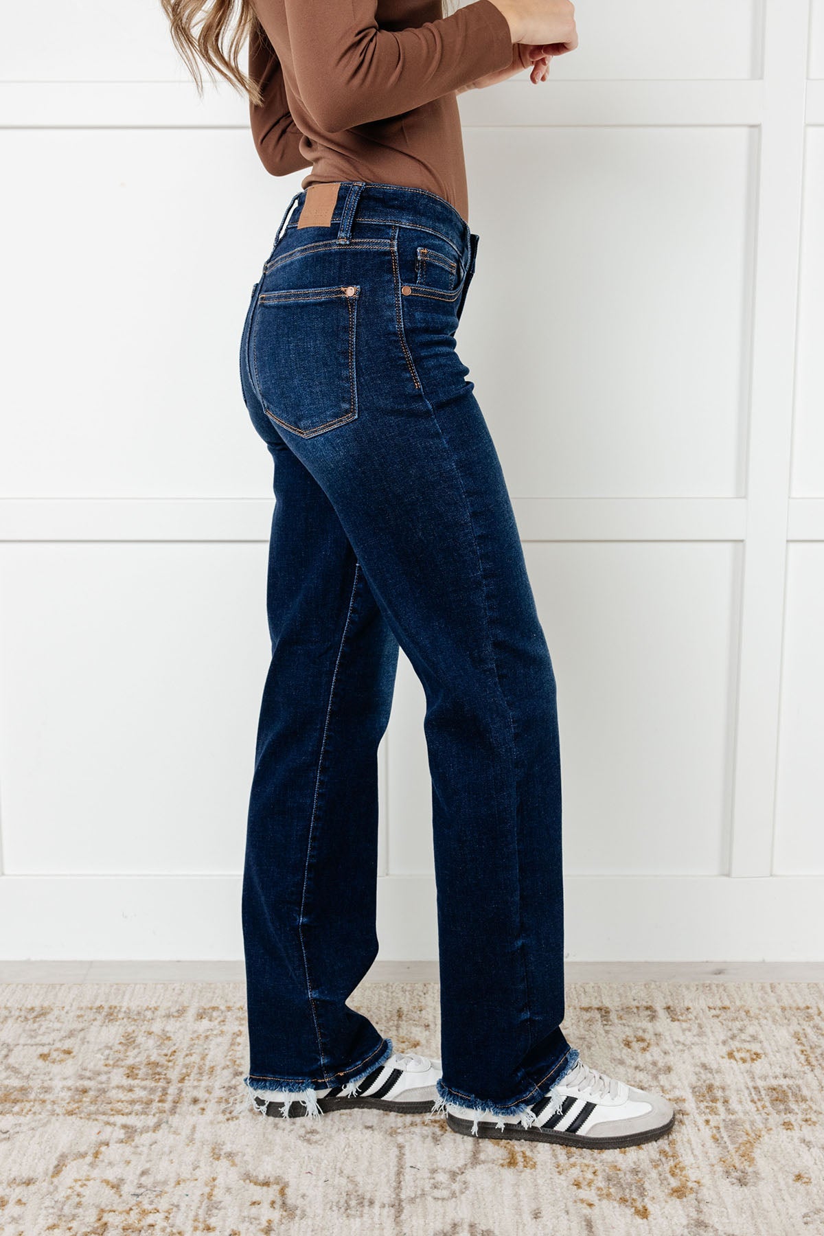 Judy Blue Jacqueline Frayed Hem Straight Leg Jean