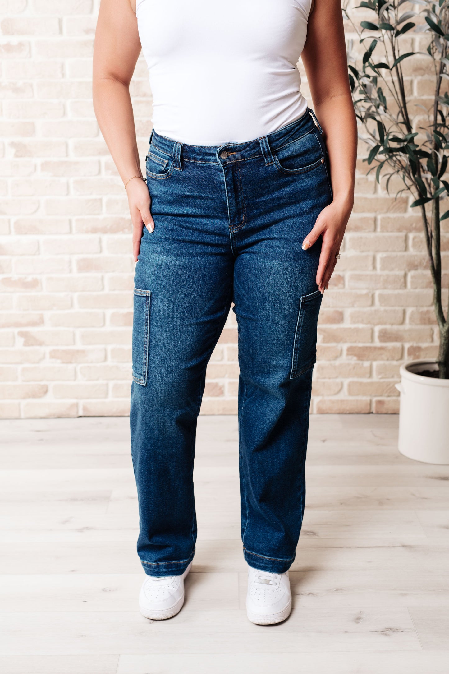 Judy Blue Leila Cargo Straight Jeans