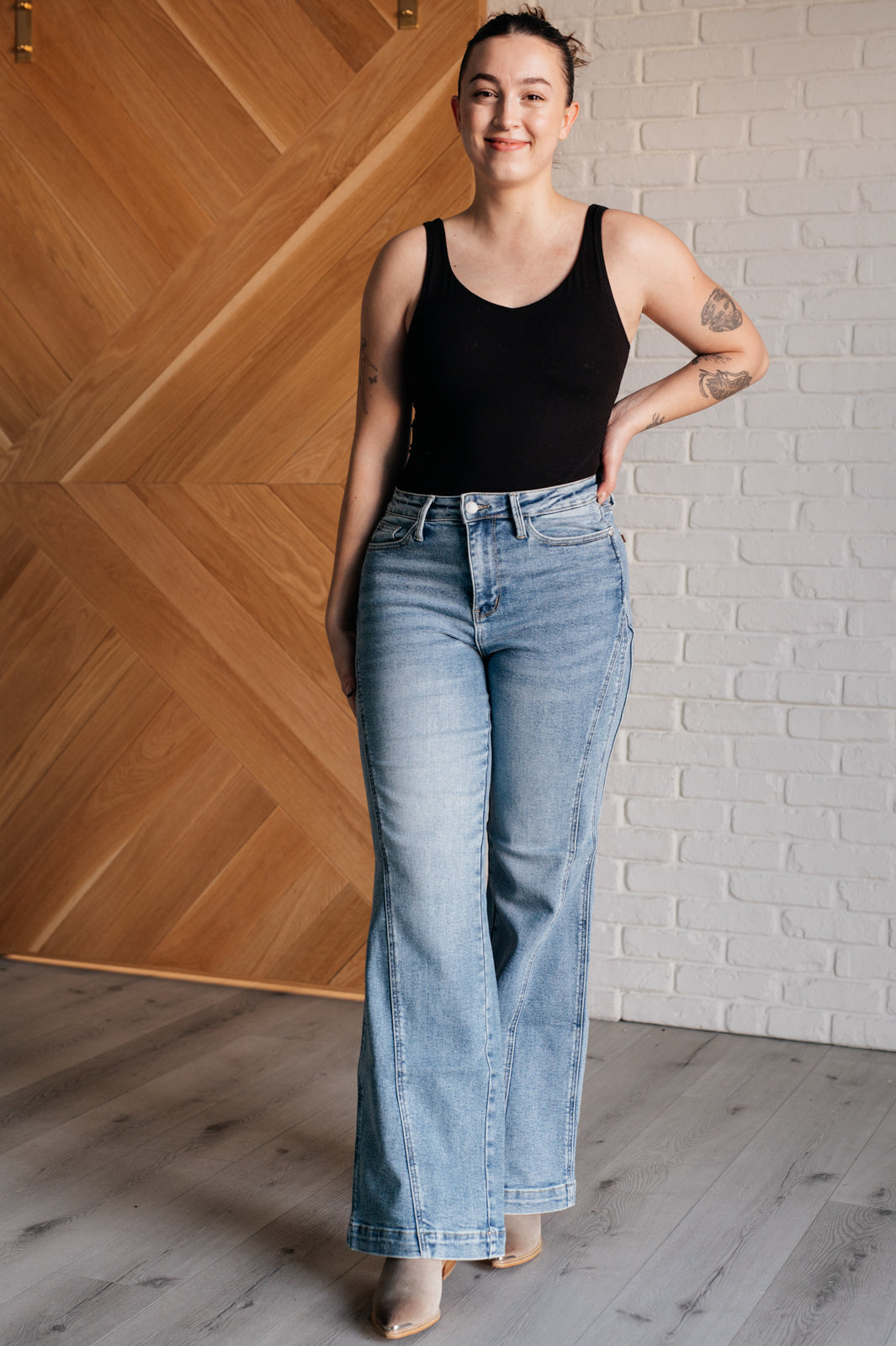 Judy Blue Melia Side Seam Detail Wide Leg Jeans