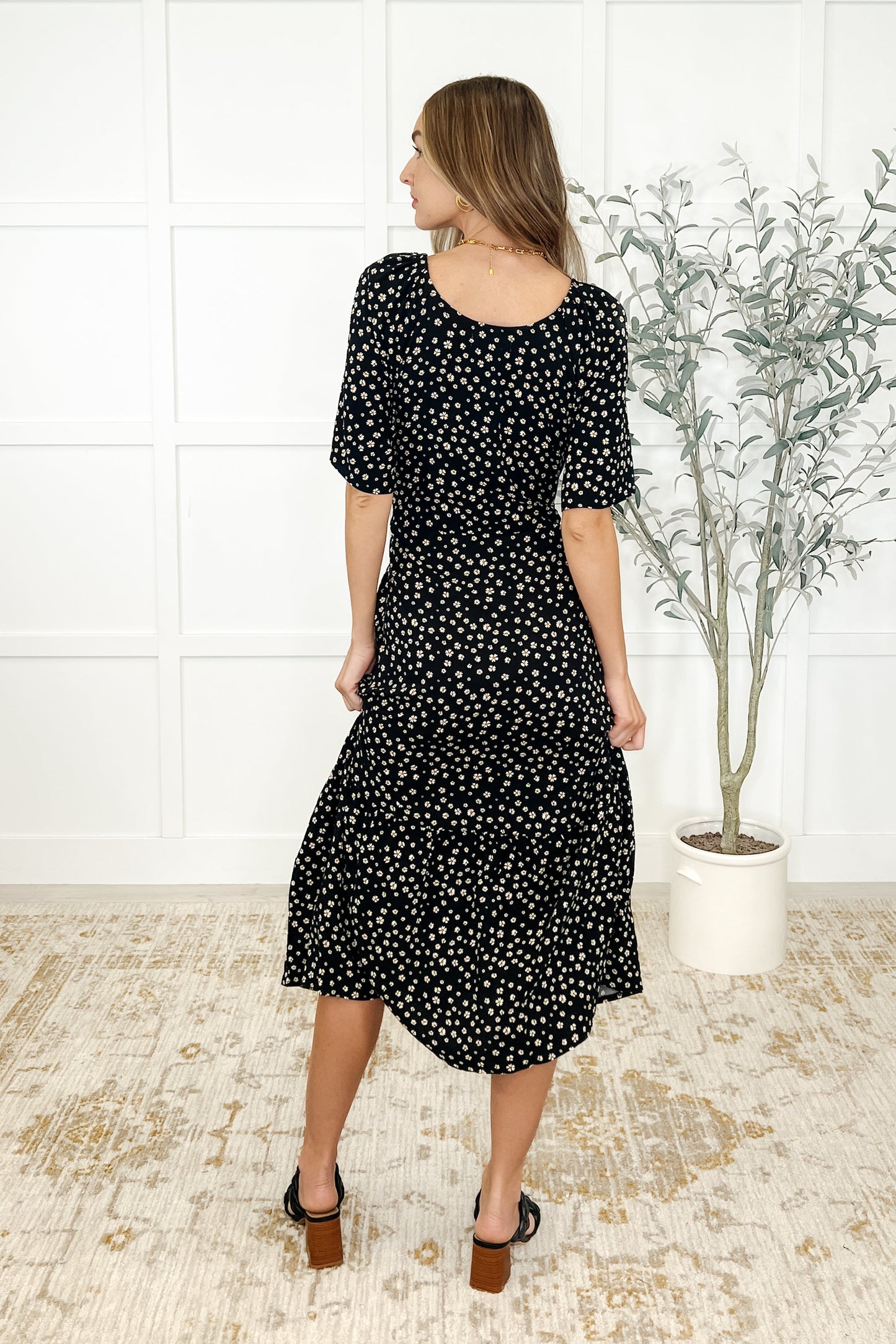 Olive Dress Daisy Blossoms