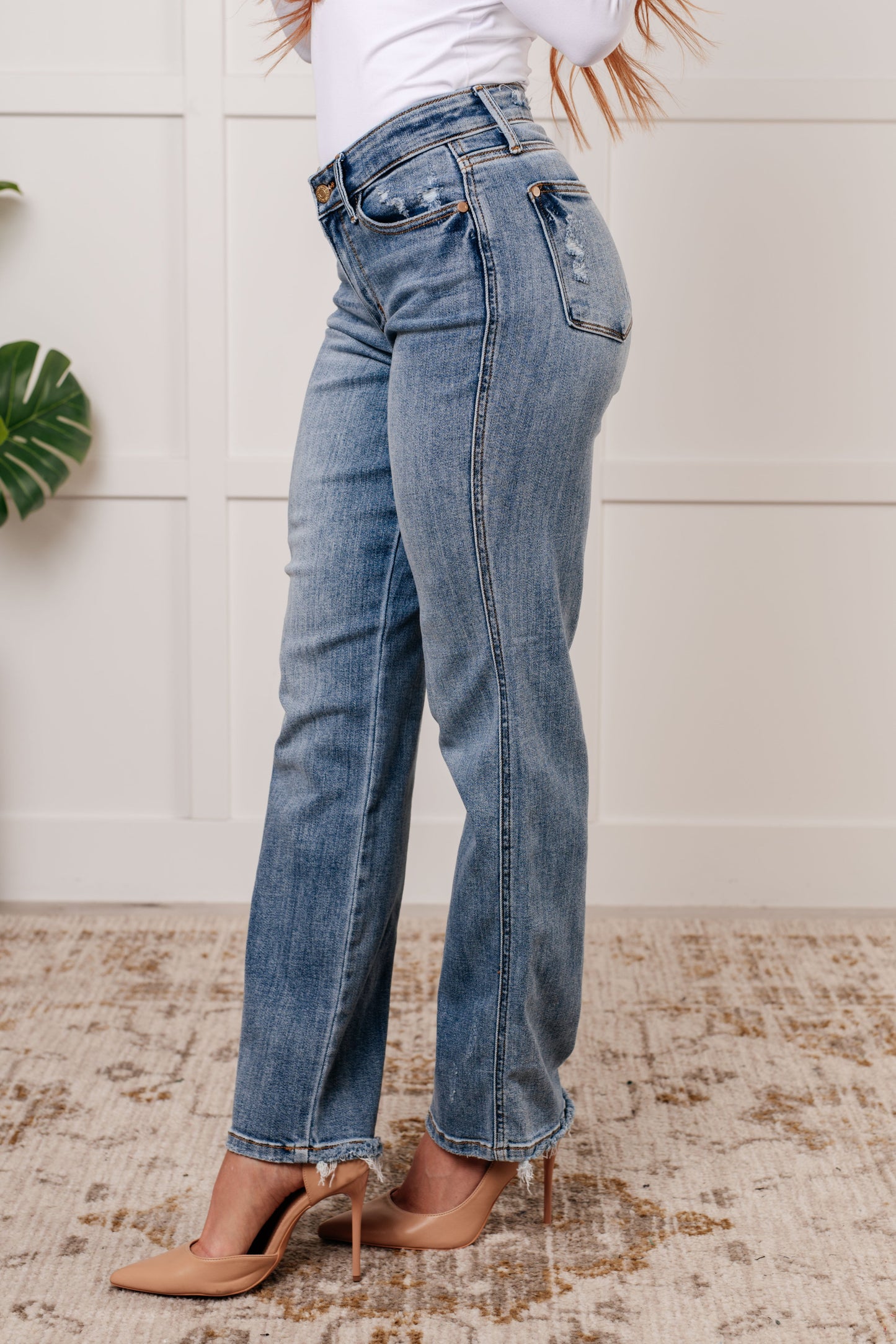 Judy Blue Quinn Cell Phone Pocket Dad Jeans