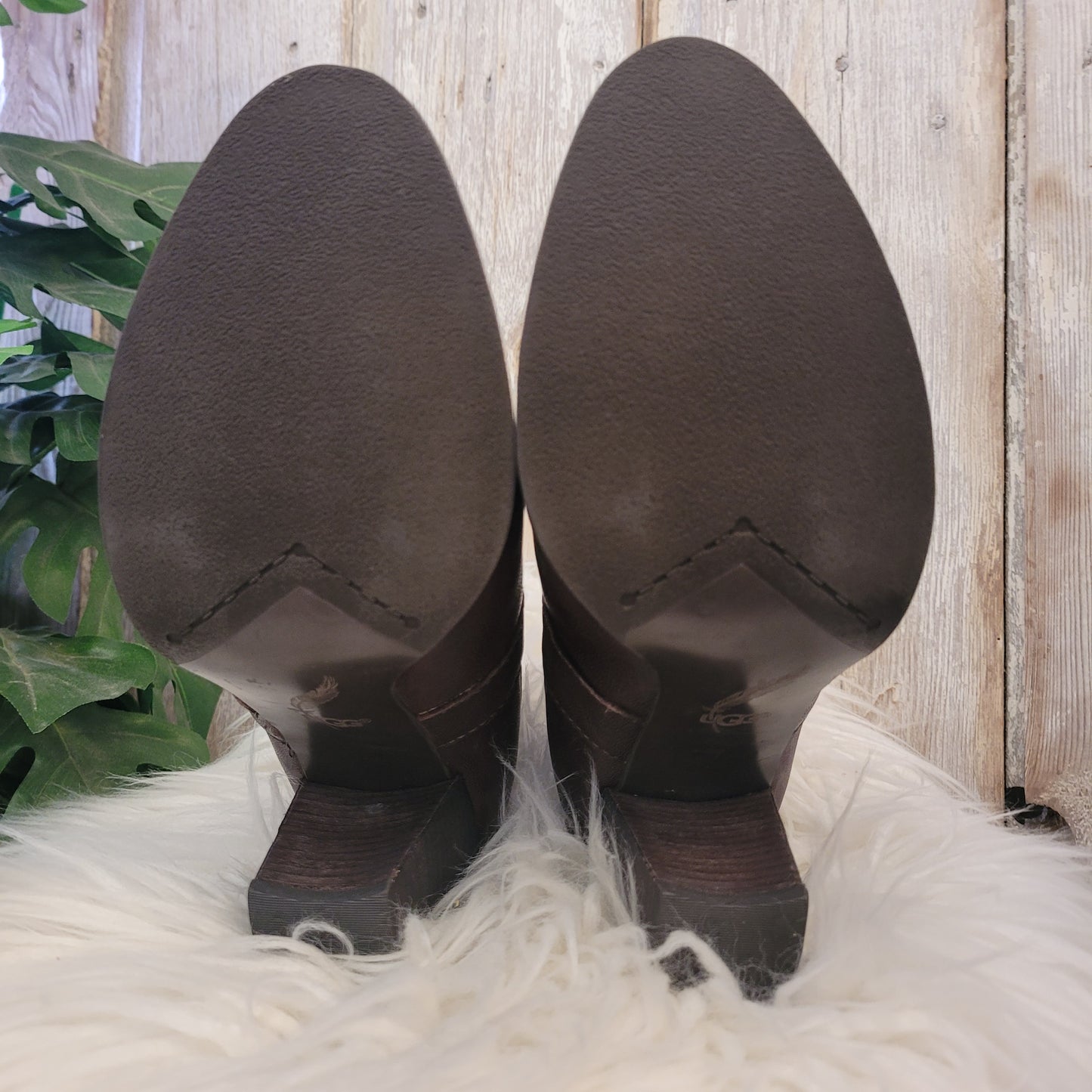 Ugg Cobie Ankle Boots