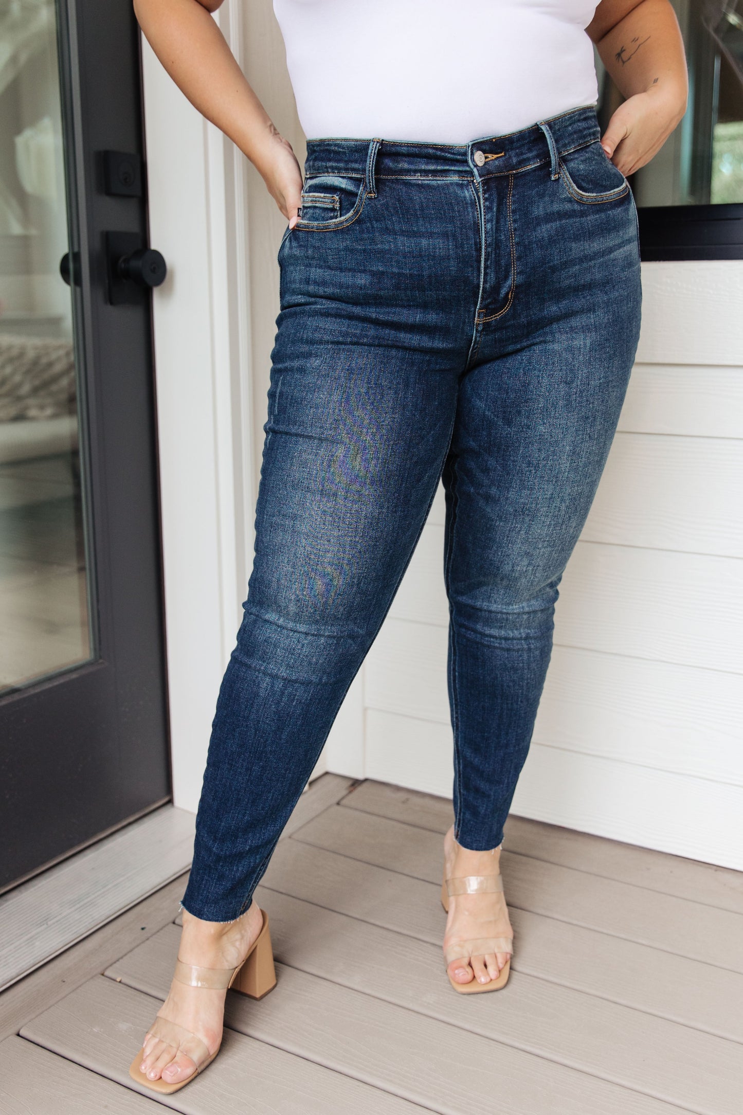 Judy Blue Lydia Vintage Raw Hem Skinny Jeans